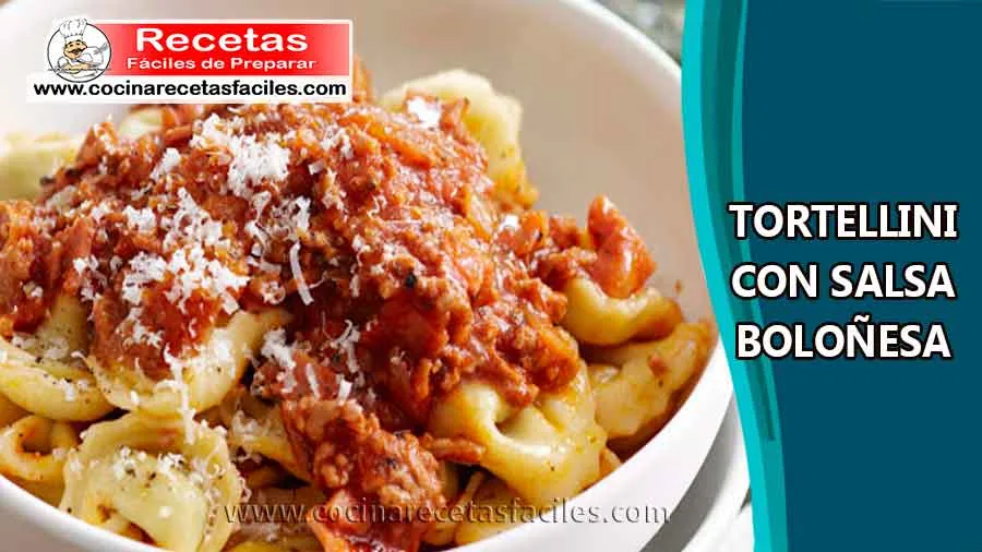 Tortellini con salsa boloñesa