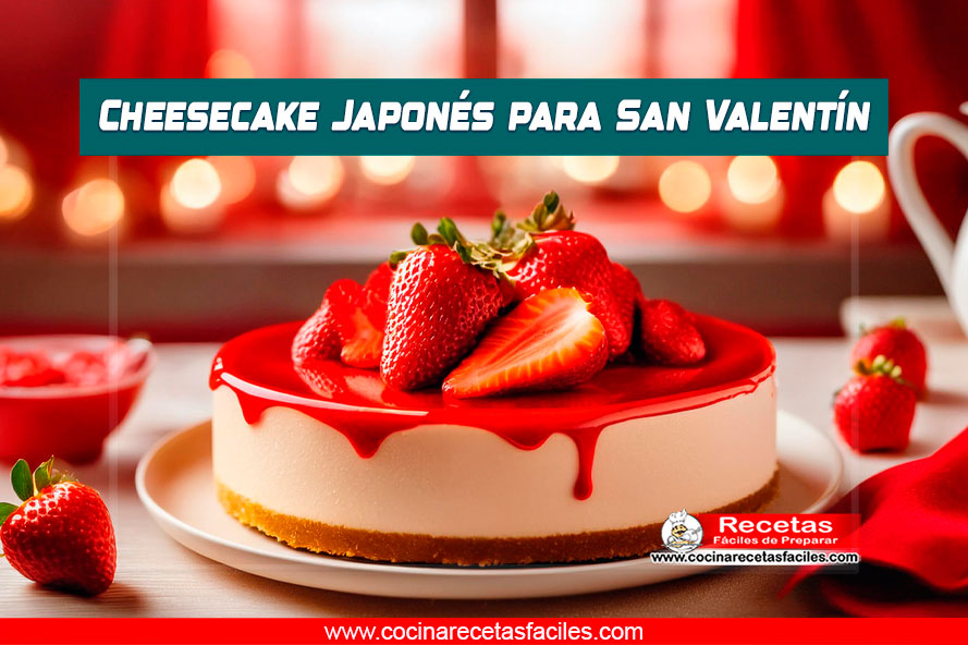 esecake Japonés de San Valentín decorado con salsa de fresas y pétalos de rosa sobre una mesa de madera.