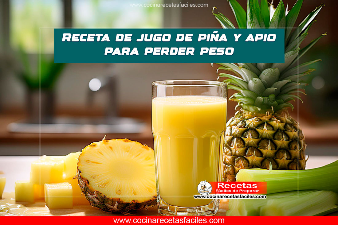 Vaso de jugo de piña y apio de color amarillo claro con ingredientes frescos alrededor