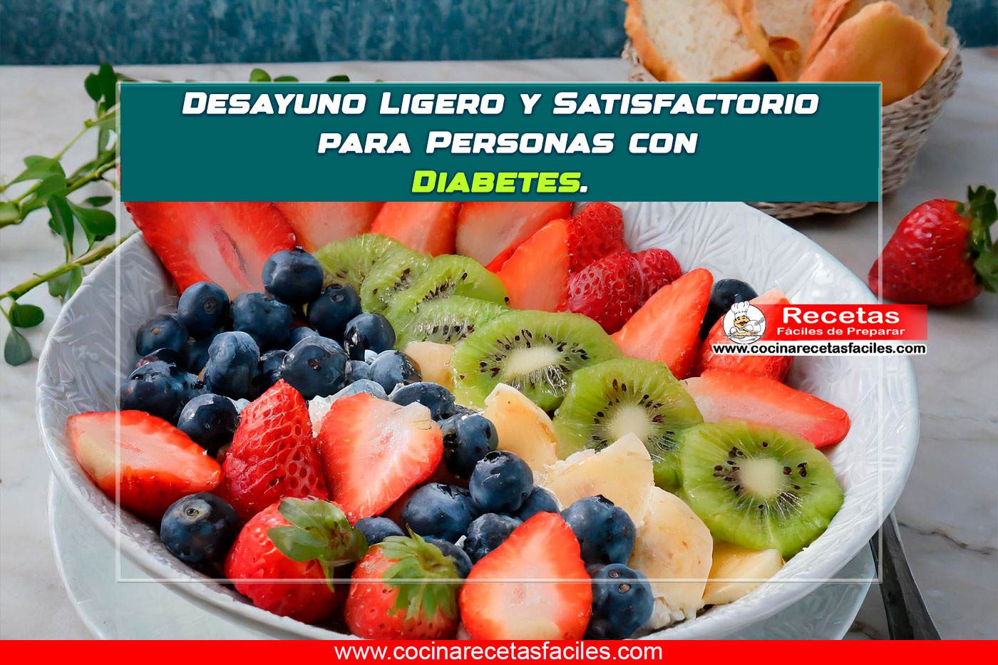 "Imagen de un desayuno ligero y satisfactorio para personas con diabetes. Incluye una sección de ensalada de frutas con yogur griego, una sección de tortilla de claras de huevo con espinacas y champiñones, y una porción de pan integral con mantequilla de almendras, organizados en un solo plato."