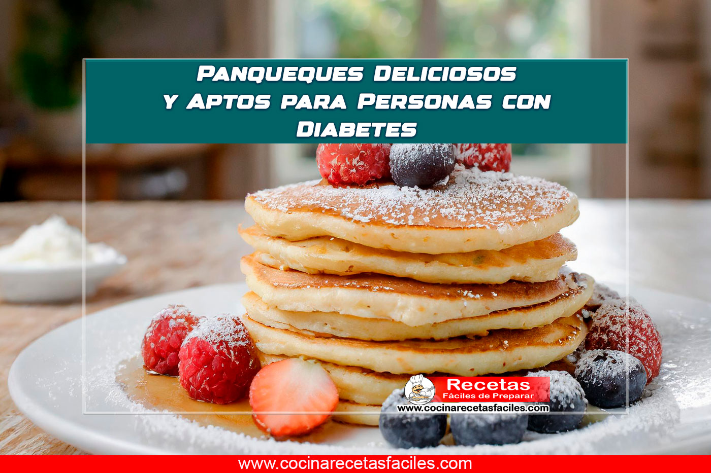 "Imagen de panqueques saludables aptos para personas con diabetes, dispuestos en un plato blanco sobre una mesa de madera clara en una cocina o comedor. Cada panqueque está decorado con rodajas de fresa y arándanos frescos."