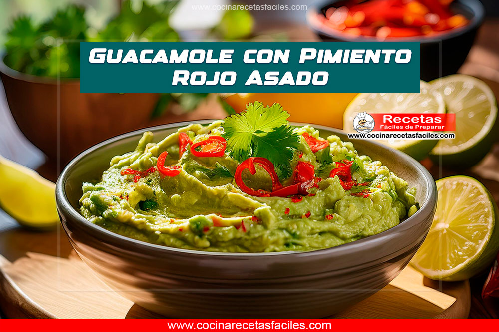 Tazón de guacamole con pimiento rojo asado, decorado con cilantro fresco y acompañado de chips de tortilla
