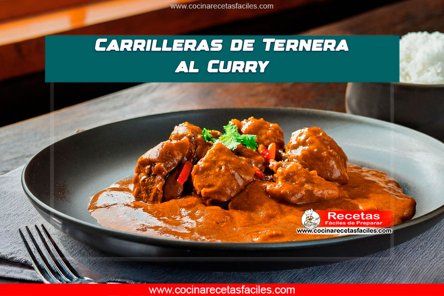 "Carrilleras de ternera al curry servidas con arroz basmati y cilantro fresco."