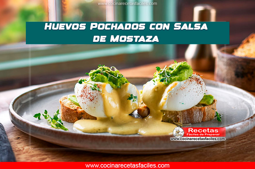 Huevos pochados con salsa de mostaza servidos en un plato
