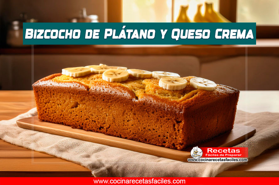 Bizcocho casero de plátano y queso crema, dorado y esponjoso, con una textura homogénea y húmeda.