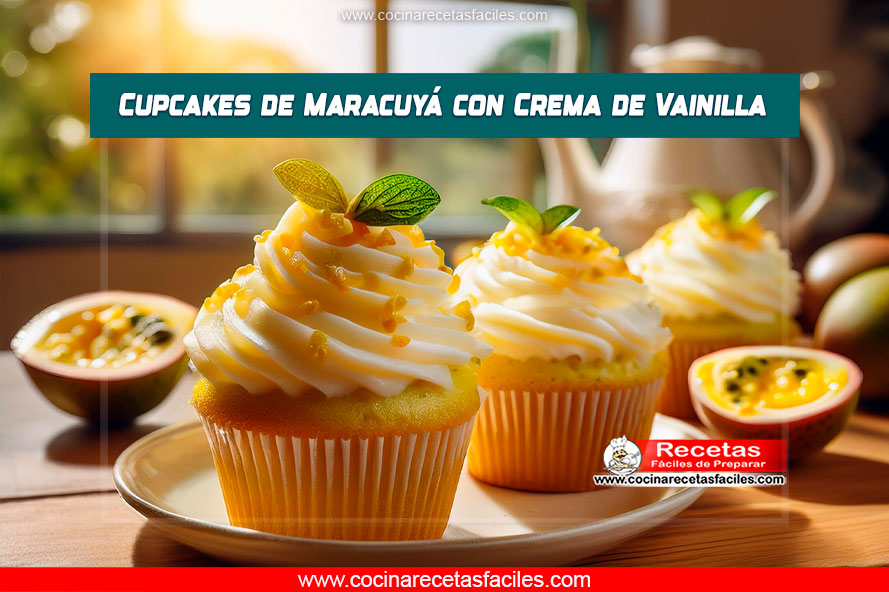 Cupcakes de maracuyá con crema de vainilla sobre mesa de madera