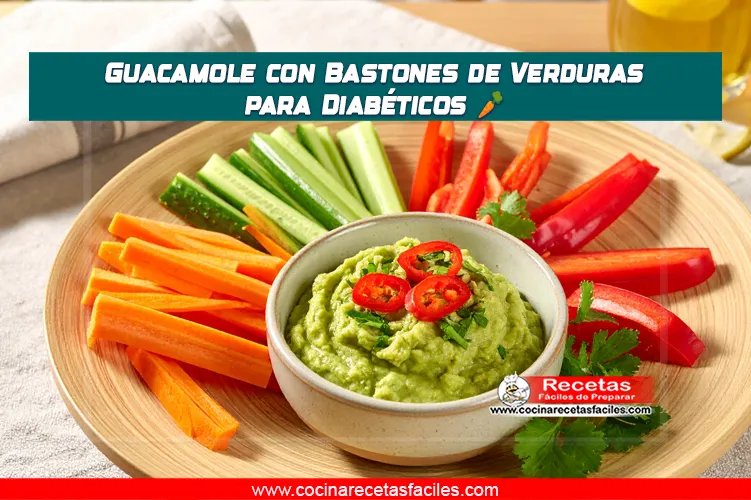 Guacamole cremoso acompañado de bastones de zanahoria, pepino, pimiento rojo y apio, ideal para diabéticos